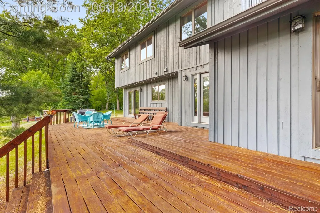 6186 Crane Road Pittsfield Charter Township MI 48197