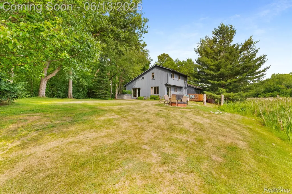 6186 Crane Road Pittsfield Charter Township MI 48197