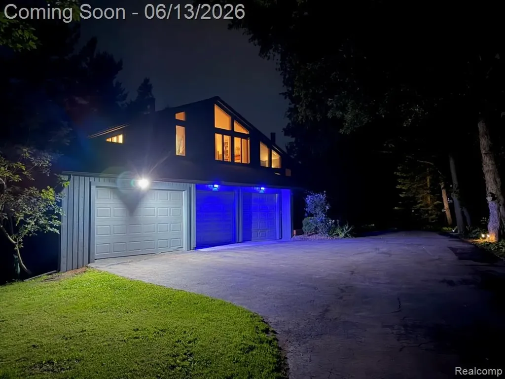 6186 Crane Road Pittsfield Charter Township MI 48197