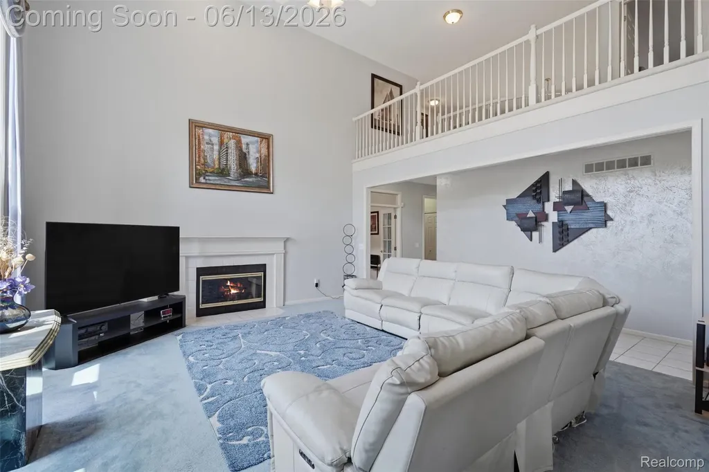 2935 Ivy Hill Drive Commerce Charter Township MI 48382
