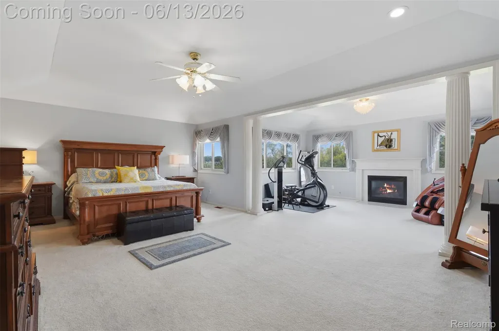 2935 Ivy Hill Drive Commerce Charter Township MI 48382