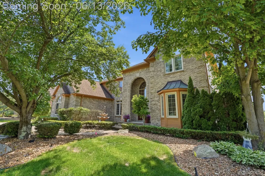 2935 Ivy Hill Drive Commerce Charter Township MI 48382