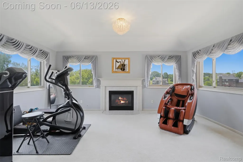 2935 Ivy Hill Drive Commerce Charter Township MI 48382