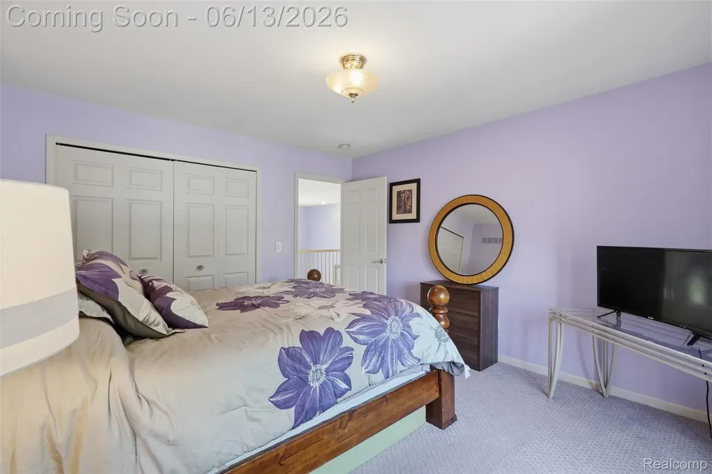 2935 Ivy Hill Drive Commerce Charter Township MI 48382