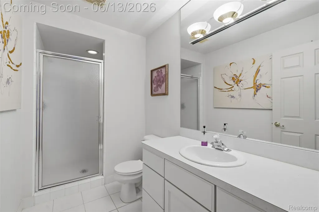 2935 Ivy Hill Drive Commerce Charter Township MI 48382
