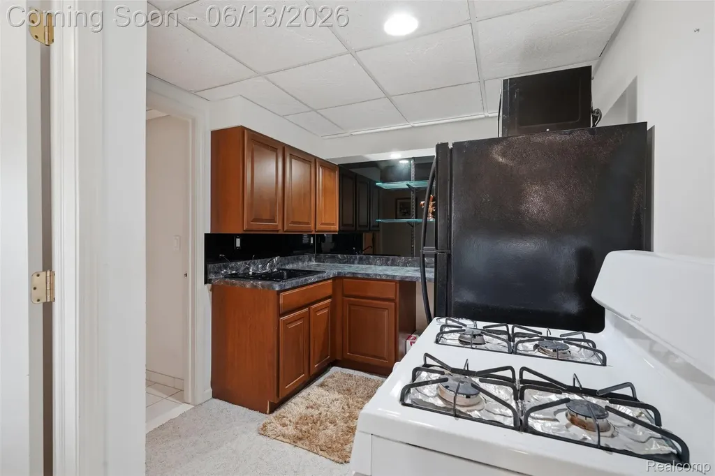 2935 Ivy Hill Drive Commerce Charter Township MI 48382