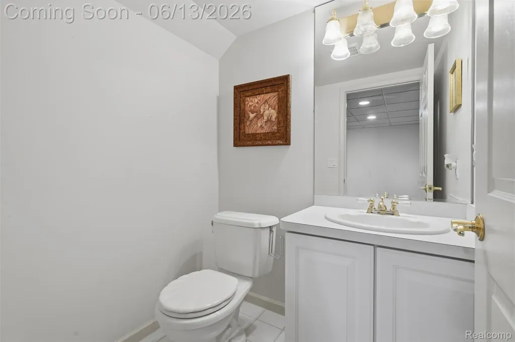 2935 Ivy Hill Drive Commerce Charter Township MI 48382