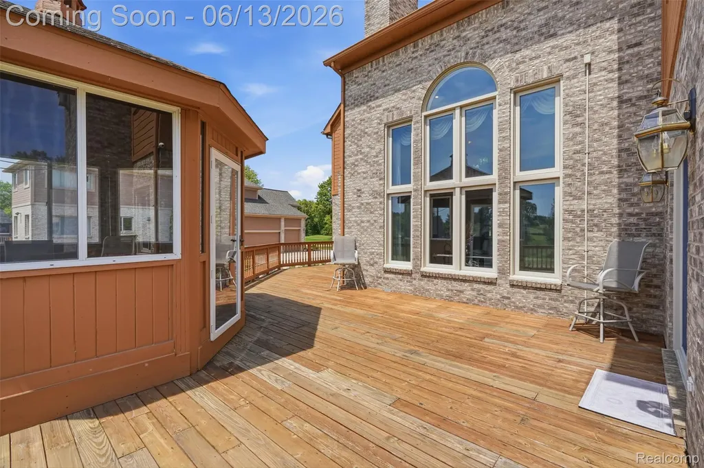 2935 Ivy Hill Drive Commerce Charter Township MI 48382