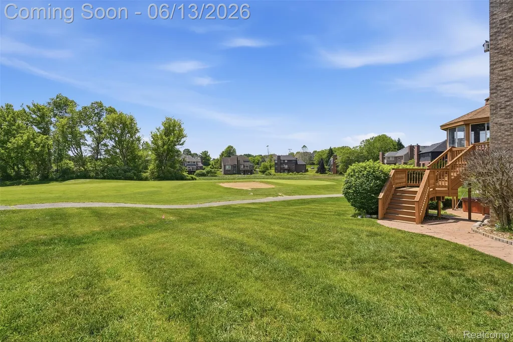 2935 Ivy Hill Drive Commerce Charter Township MI 48382