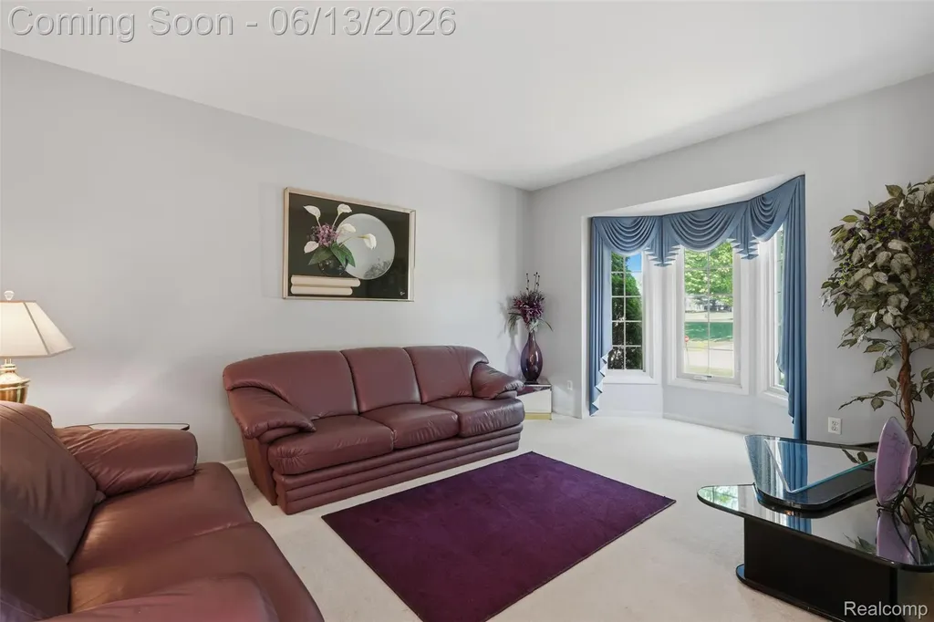 2935 Ivy Hill Drive Commerce Charter Township MI 48382