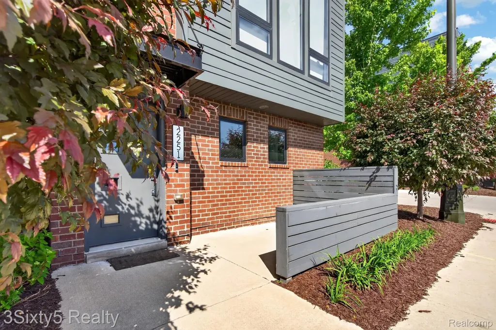 2251 Trumbull Street Detroit City MI 48216