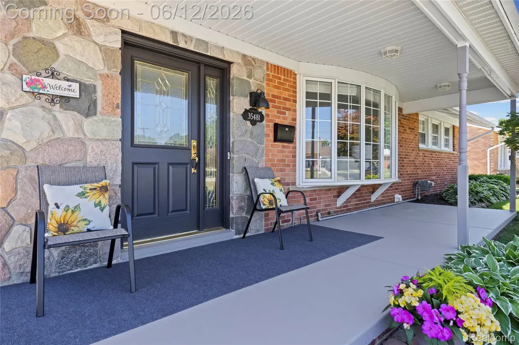 35481 Hathaway Street Livonia City MI 48150