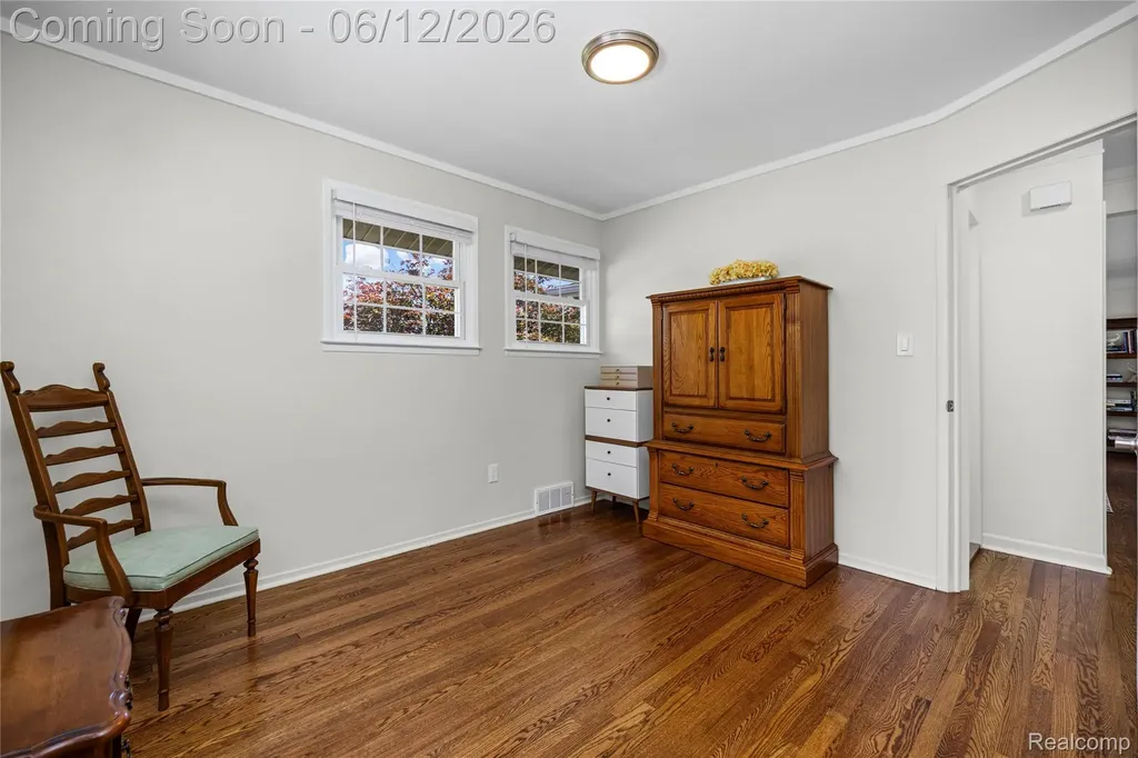 35481 Hathaway Street Livonia City MI 48150