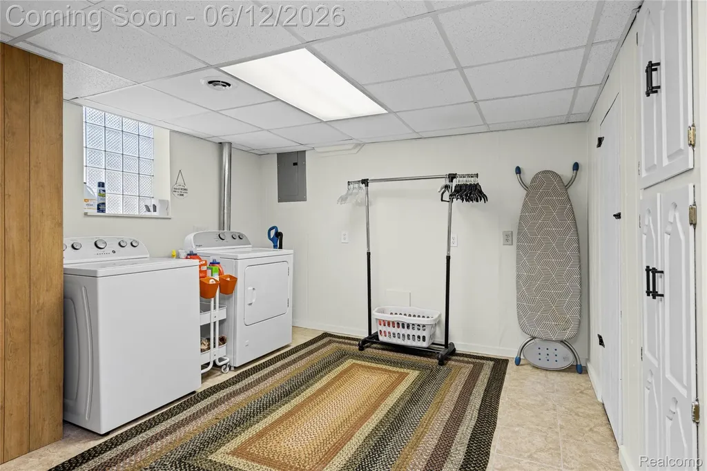 35481 Hathaway Street Livonia City MI 48150