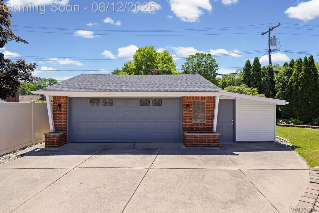 35481 Hathaway Street Livonia City MI 48150