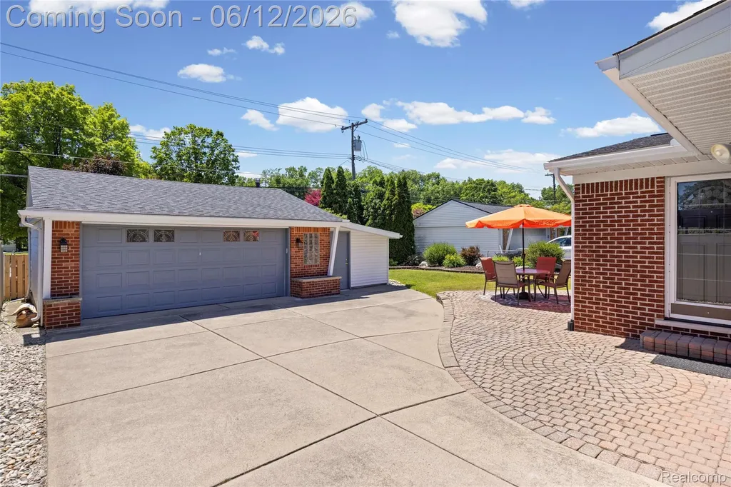 35481 Hathaway Street Livonia City MI 48150