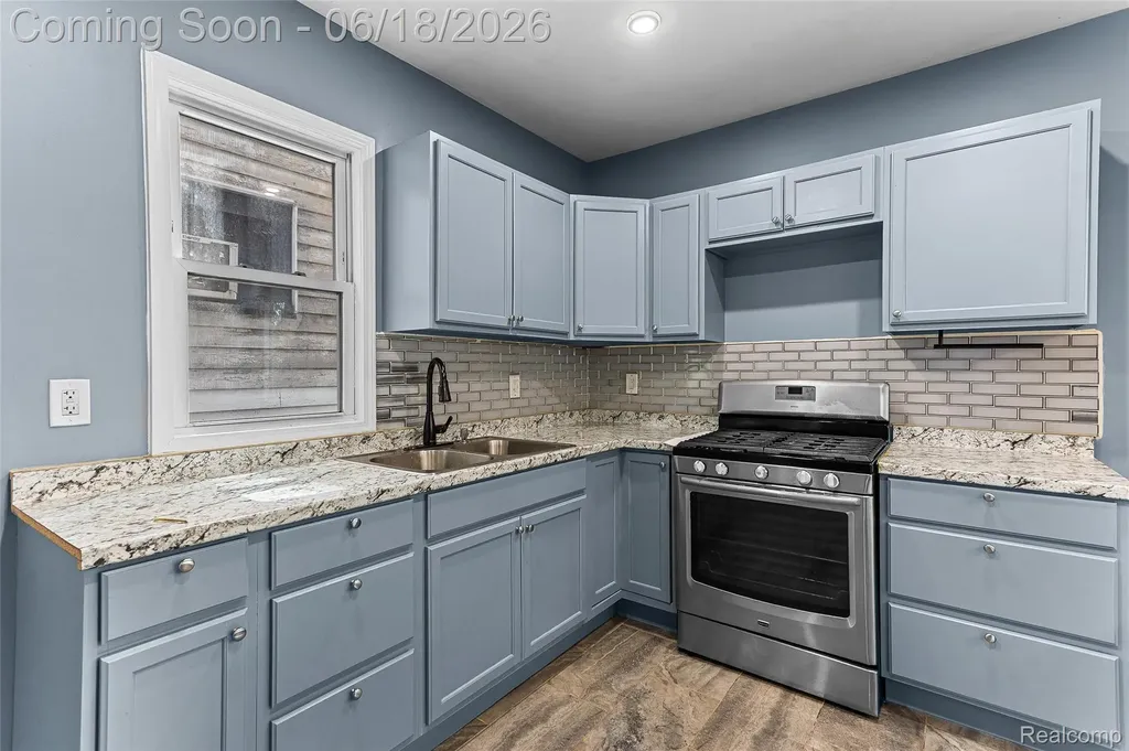 5281 Vancouver Street Detroit City MI 48204