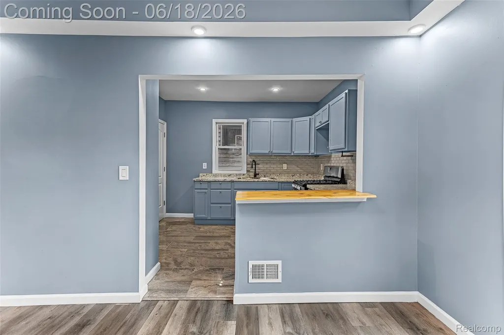 5281 Vancouver Street Detroit City MI 48204