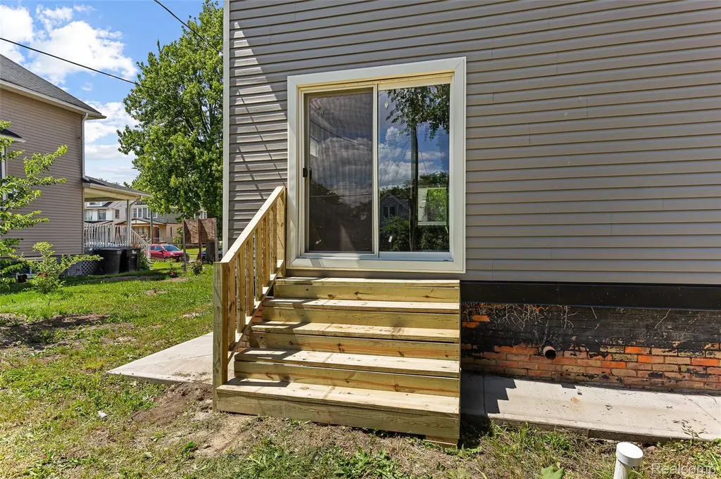 5281 Vancouver Street Detroit City MI 48204