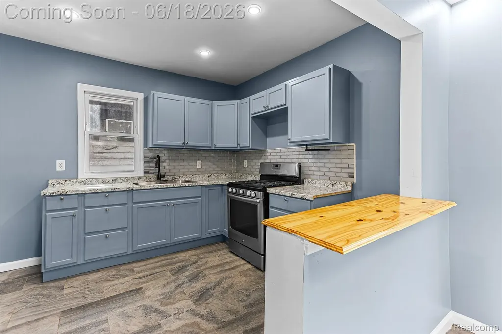 5281 Vancouver Street Detroit City MI 48204