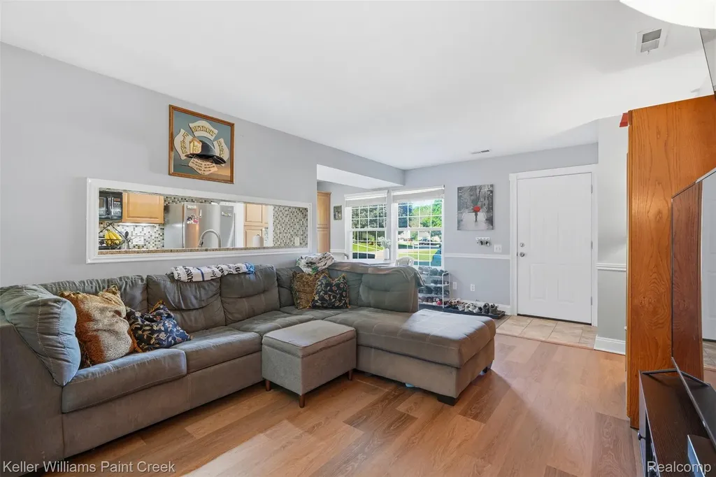 3192 Beechtree Court Orion Charter Township MI 48360