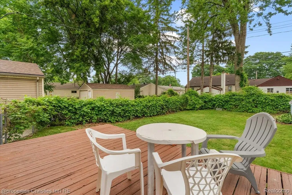 27428 Townley Street Madison Heights City MI 48071