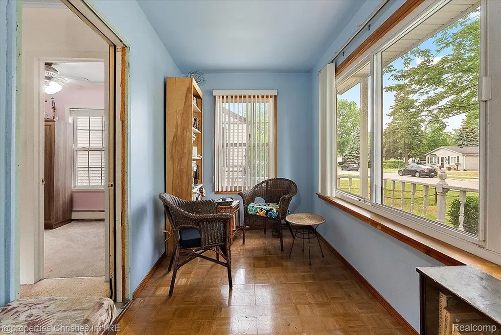 27428 Townley Street Madison Heights City MI 48071