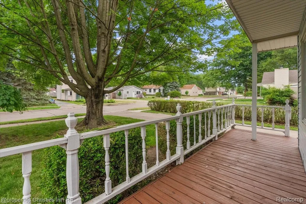 27428 Townley Street Madison Heights City MI 48071