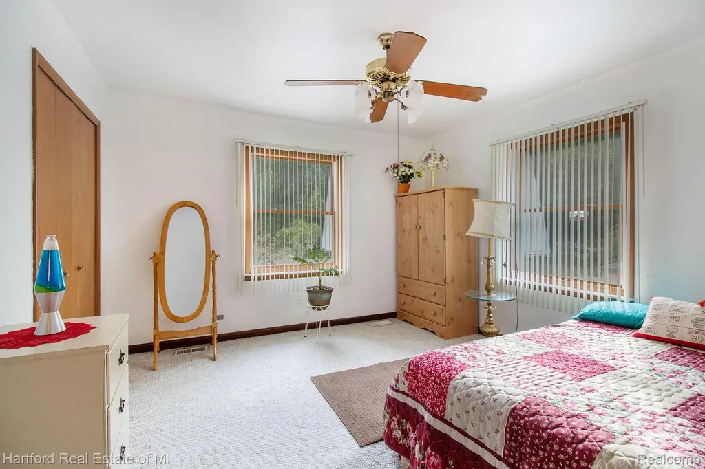 19622 Telegraph Road Brownstown Charter Township MI 48174