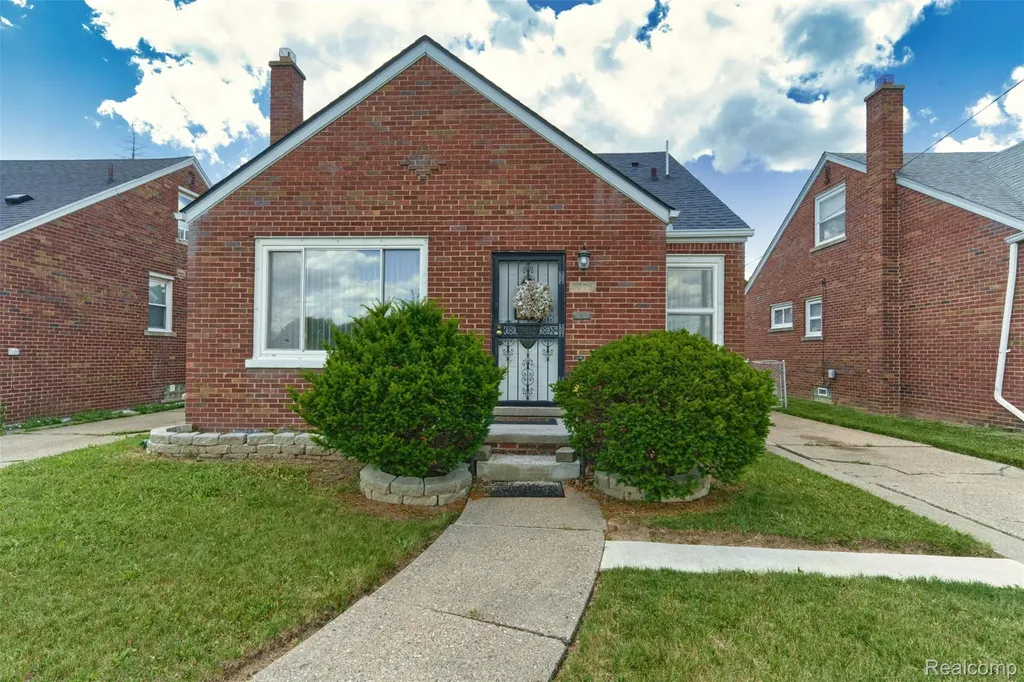 9325 Stahelin Avenue Detroit City MI 48228