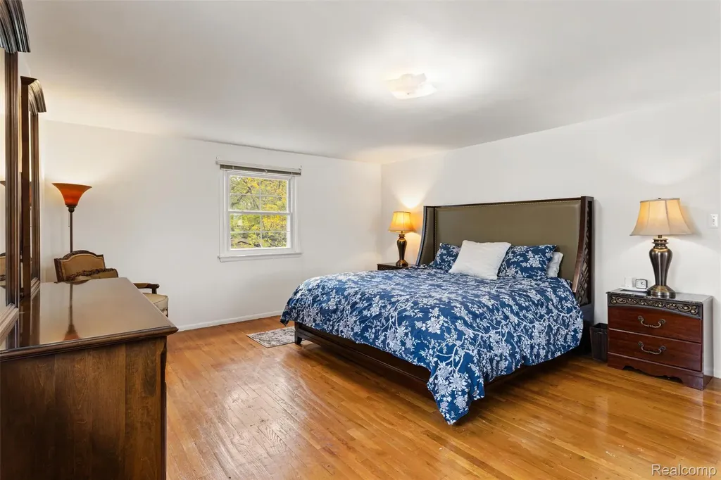 3379 Wormer Drive Waterford Charter Township MI 48329