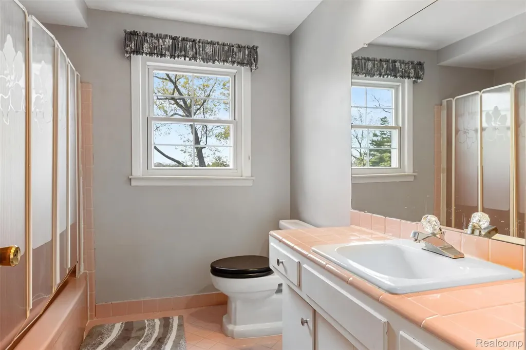 3379 Wormer Drive Waterford Charter Township MI 48329