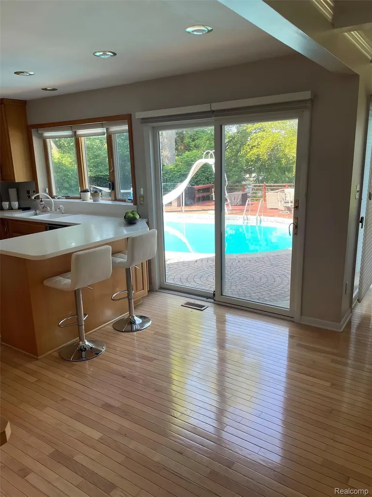 3379 Wormer Drive Waterford Charter Township MI 48329