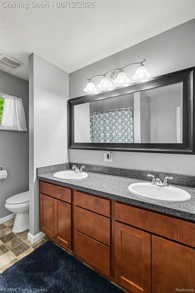 508 W 2nd Street Davison City MI 48423