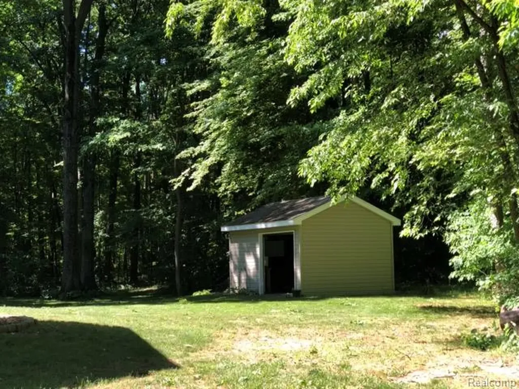 7907 Stewart Road Raisinville Township MI 48162