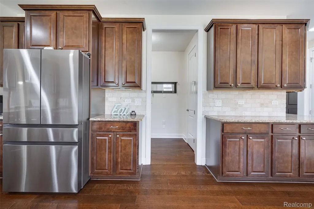 47576 Valencia Circle Novi City MI 48374