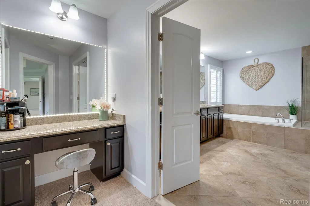 47576 Valencia Circle Novi City MI 48374