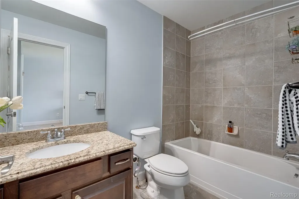 47576 Valencia Circle Novi City MI 48374