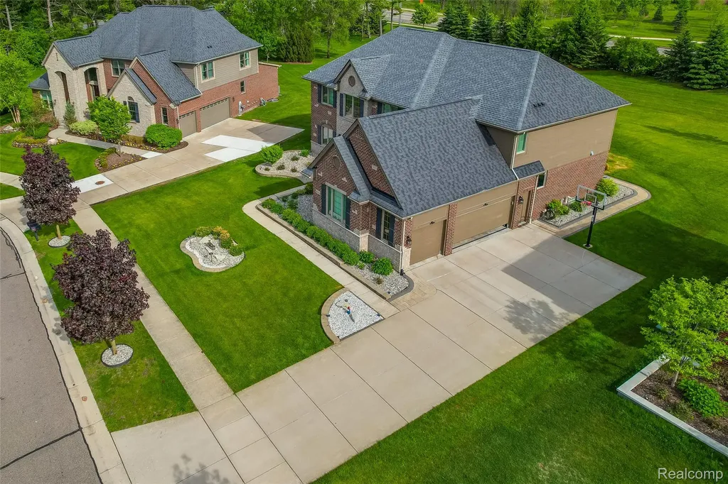 47576 Valencia Circle Novi City MI 48374
