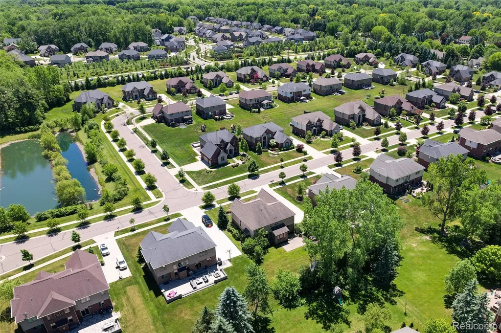 47576 Valencia Circle Novi City MI 48374