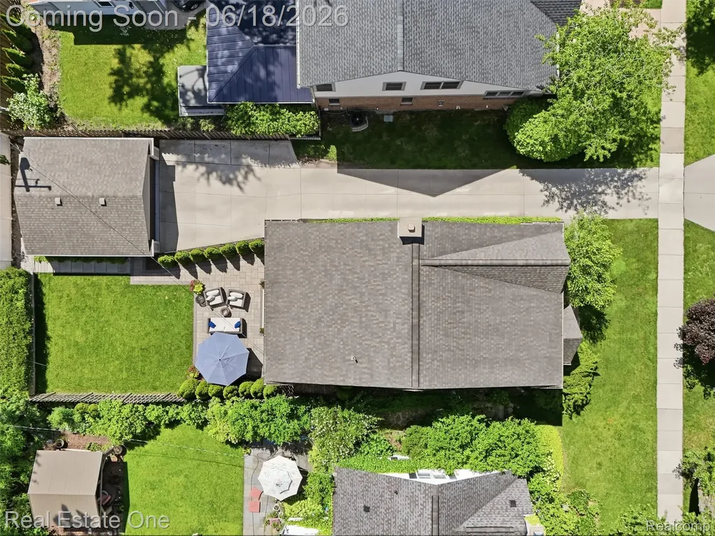 10125 Borgman Avenue Huntington Woods City MI 48070