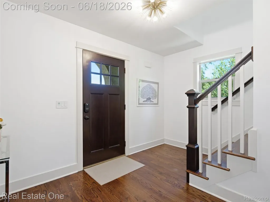 10125 Borgman Avenue Huntington Woods City MI 48070