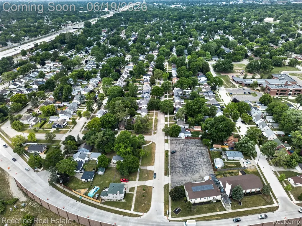 2432 Dallas Avenue Royal Oak City MI 48067