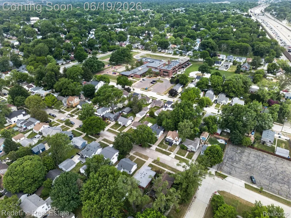 2432 Dallas Avenue Royal Oak City MI 48067