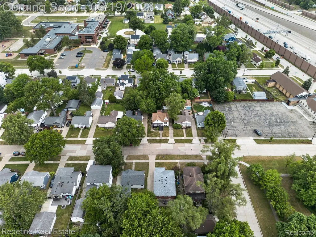 2432 Dallas Avenue Royal Oak City MI 48067