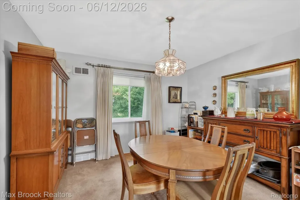 30195 Pleasant Trail Southfield City MI 48076