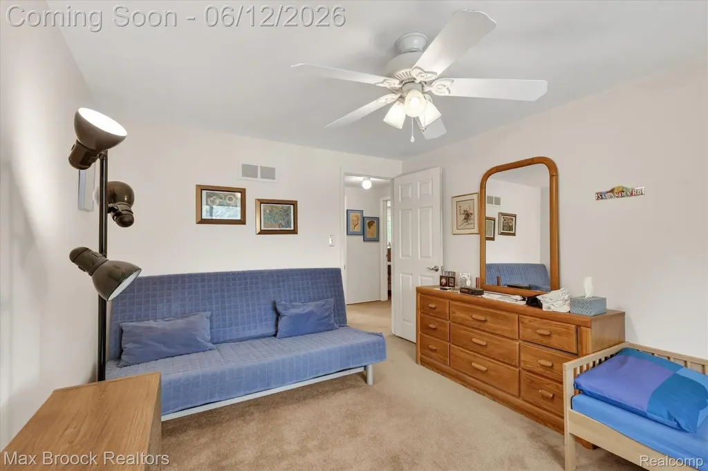 30195 Pleasant Trail Southfield City MI 48076