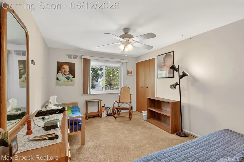 30195 Pleasant Trail Southfield City MI 48076