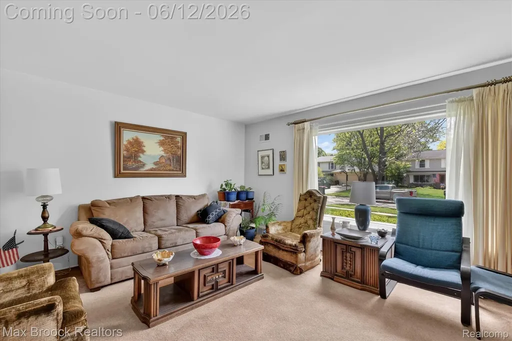 30195 Pleasant Trail Southfield City MI 48076
