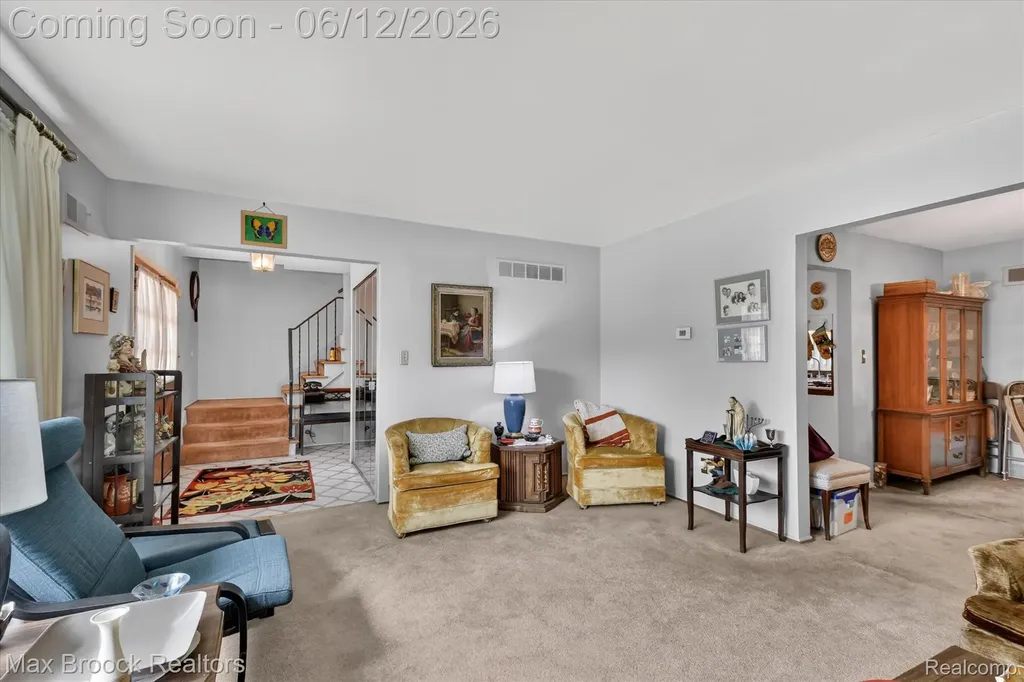 30195 Pleasant Trail Southfield City MI 48076